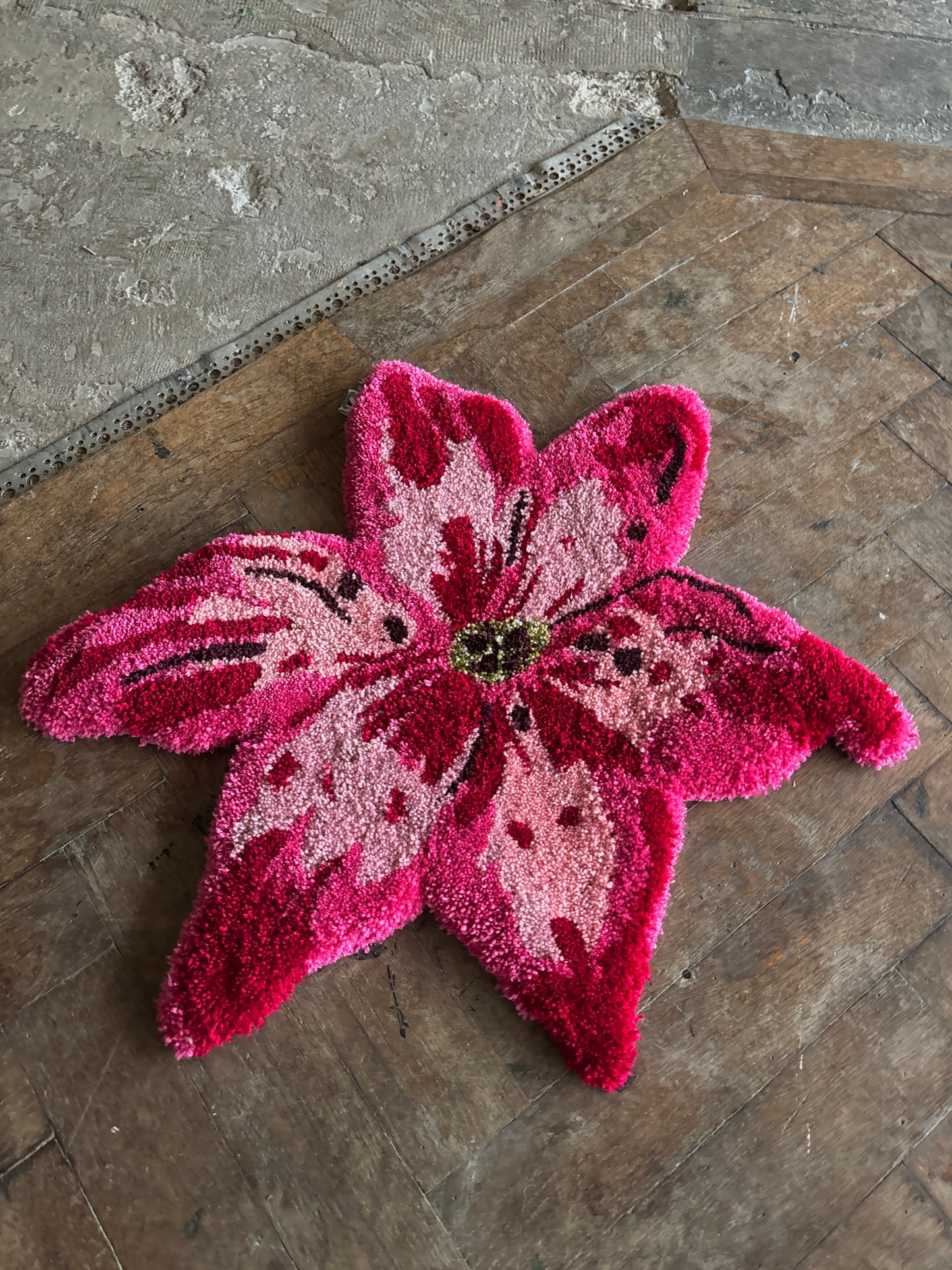 Pink lily flower rug bloemen tapijt