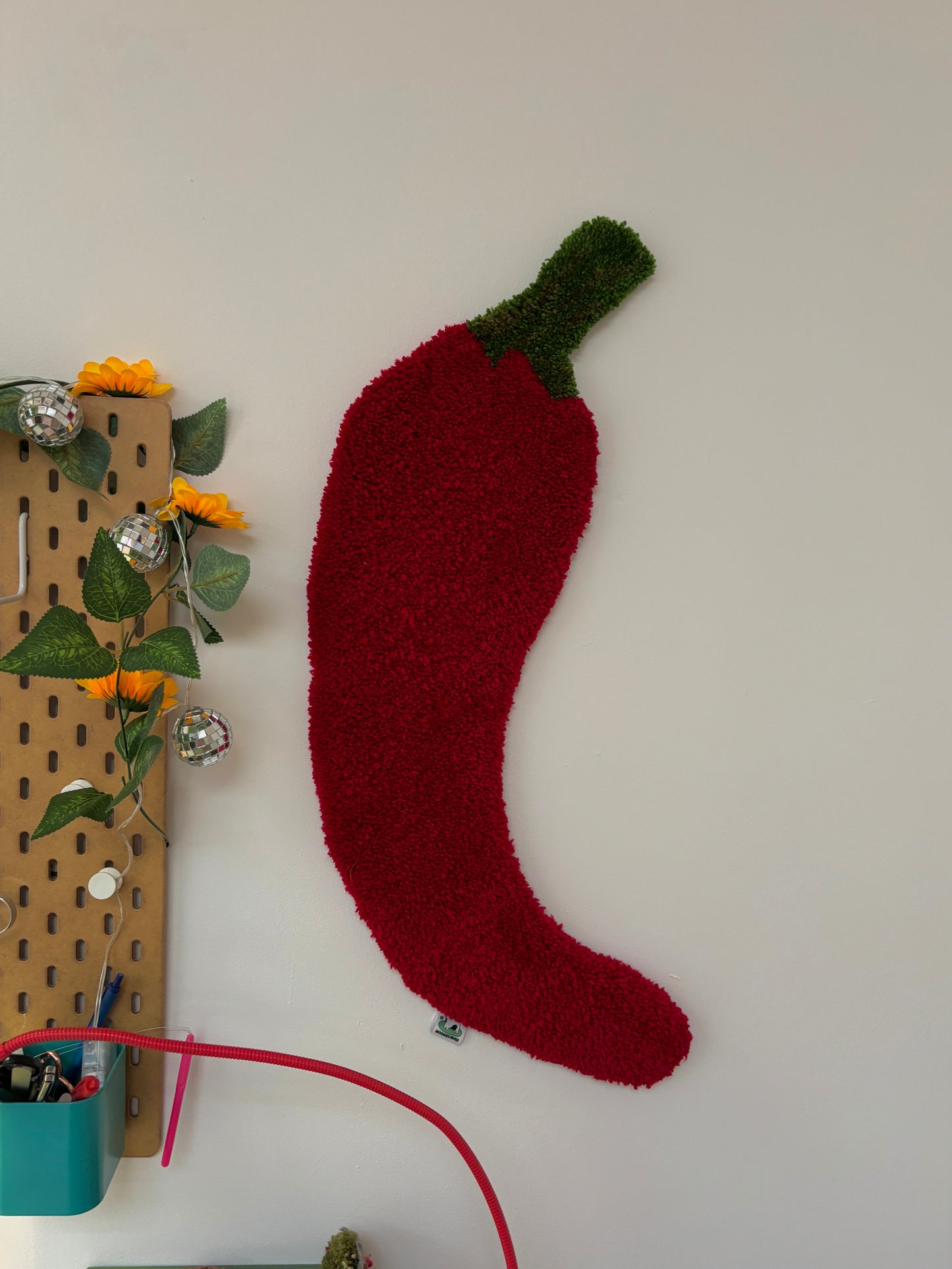 chilipeper-tapijt-interieur-opgehangen-moosiesrugs